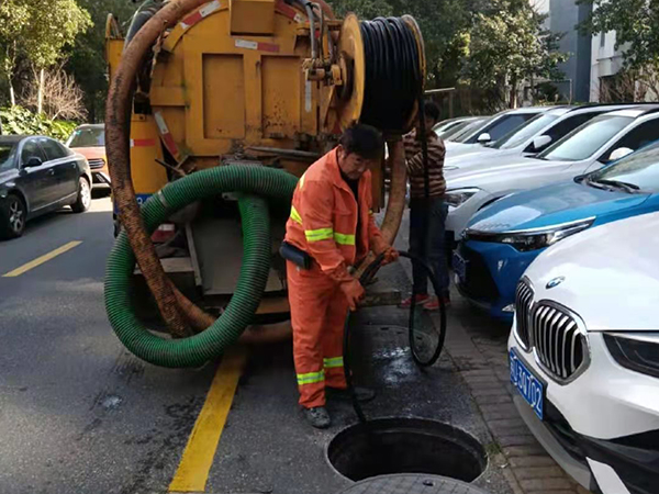 吴兴排污管道清淤